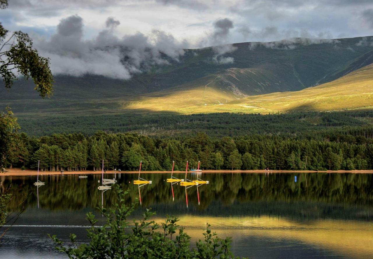 Tigh Na Lochan Авимор Екстериор снимка